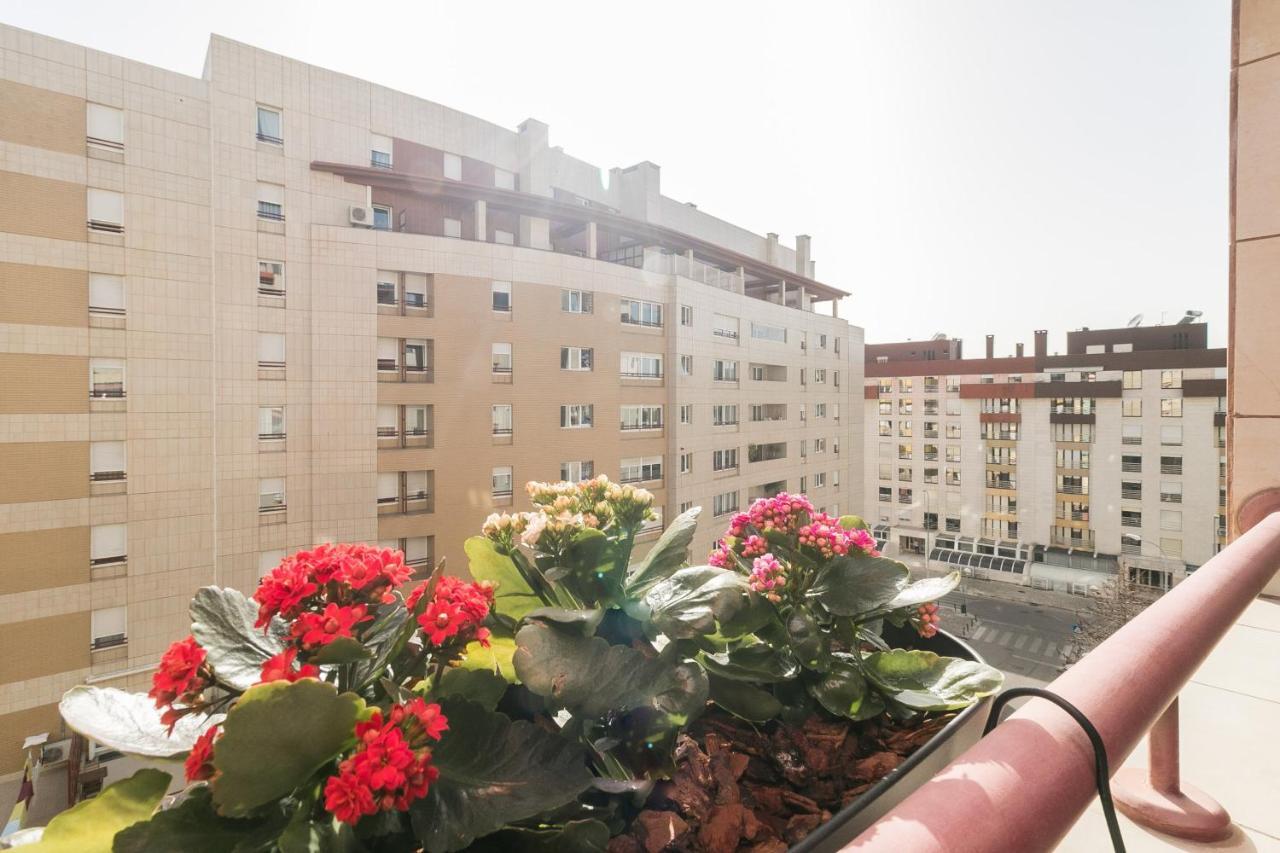 דירות ליסבון Premium Flat In Upscale Area, Balcony, Parking מראה חיצוני תמונה